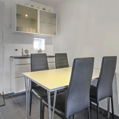 Appartement Alvild - 2-3km From The Sea By Interhome