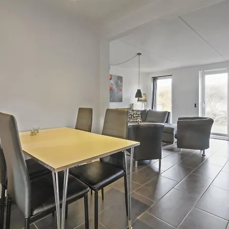 Appartement Alvild - 2-3km From The Sea By Interhome